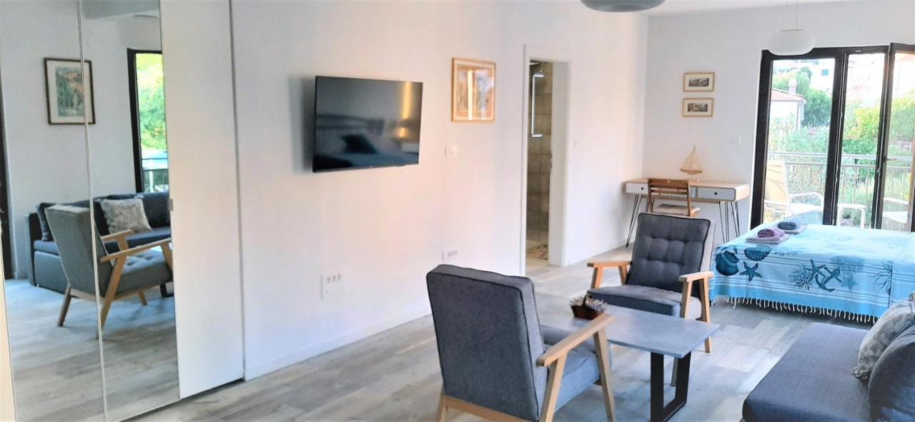 Apartments Figos Трогир Экстерьер фото